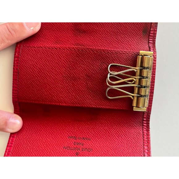 Louis Vuitton Red Epi Leather 4 Key Card Holder - Picture 7 of 12